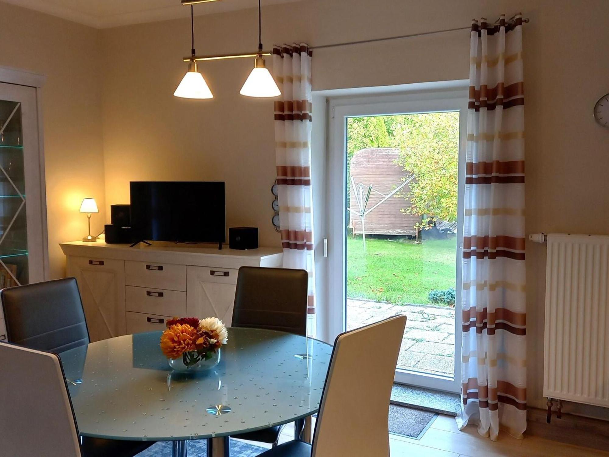Elegant Apartment With Garden In Gingst Ngoại thất bức ảnh